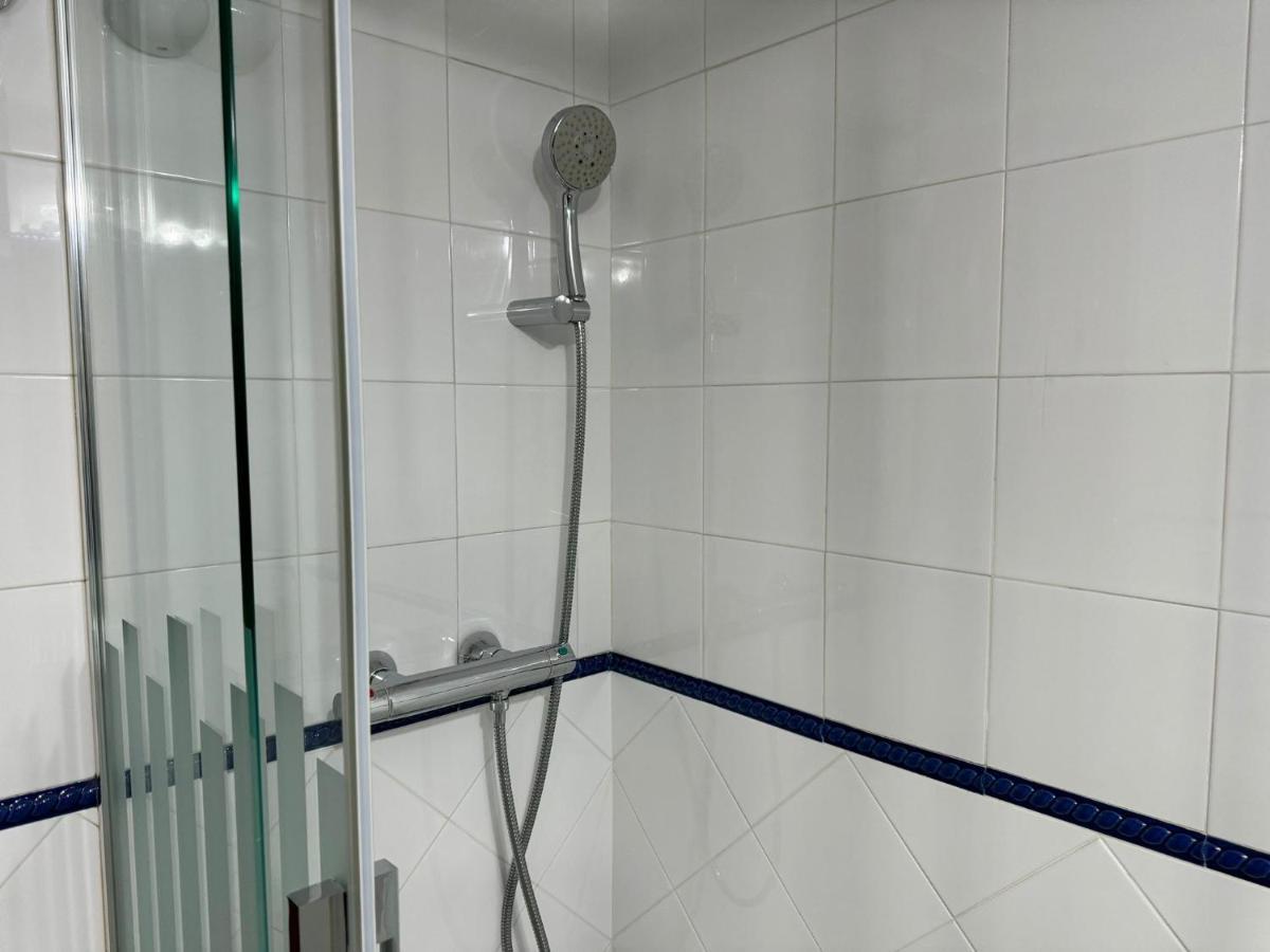 Apartamento Buen Pastor Con Parking Gratuito Córdoba Eksteriør bilde